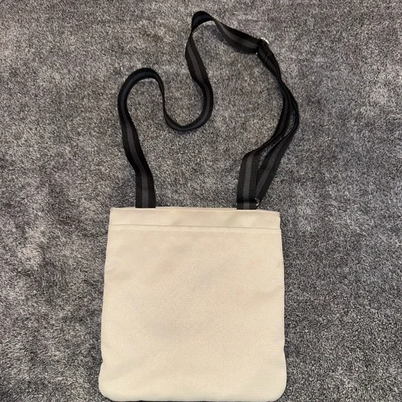 Sherpani Two-Tone Crossbody with Red Accent - Picture 3 of 7